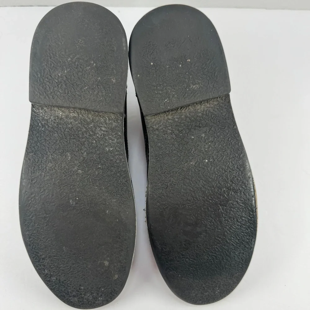 Steve Madden brand steve